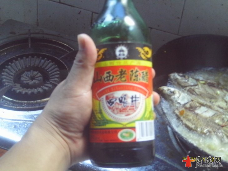 最好滴几滴陈醋，使味道更美味，酱油